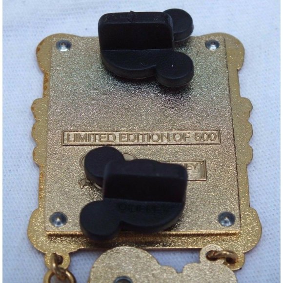 Disney Pin Pirates of the Caribbean Sri Sumbhaje - Picture 5 of 5